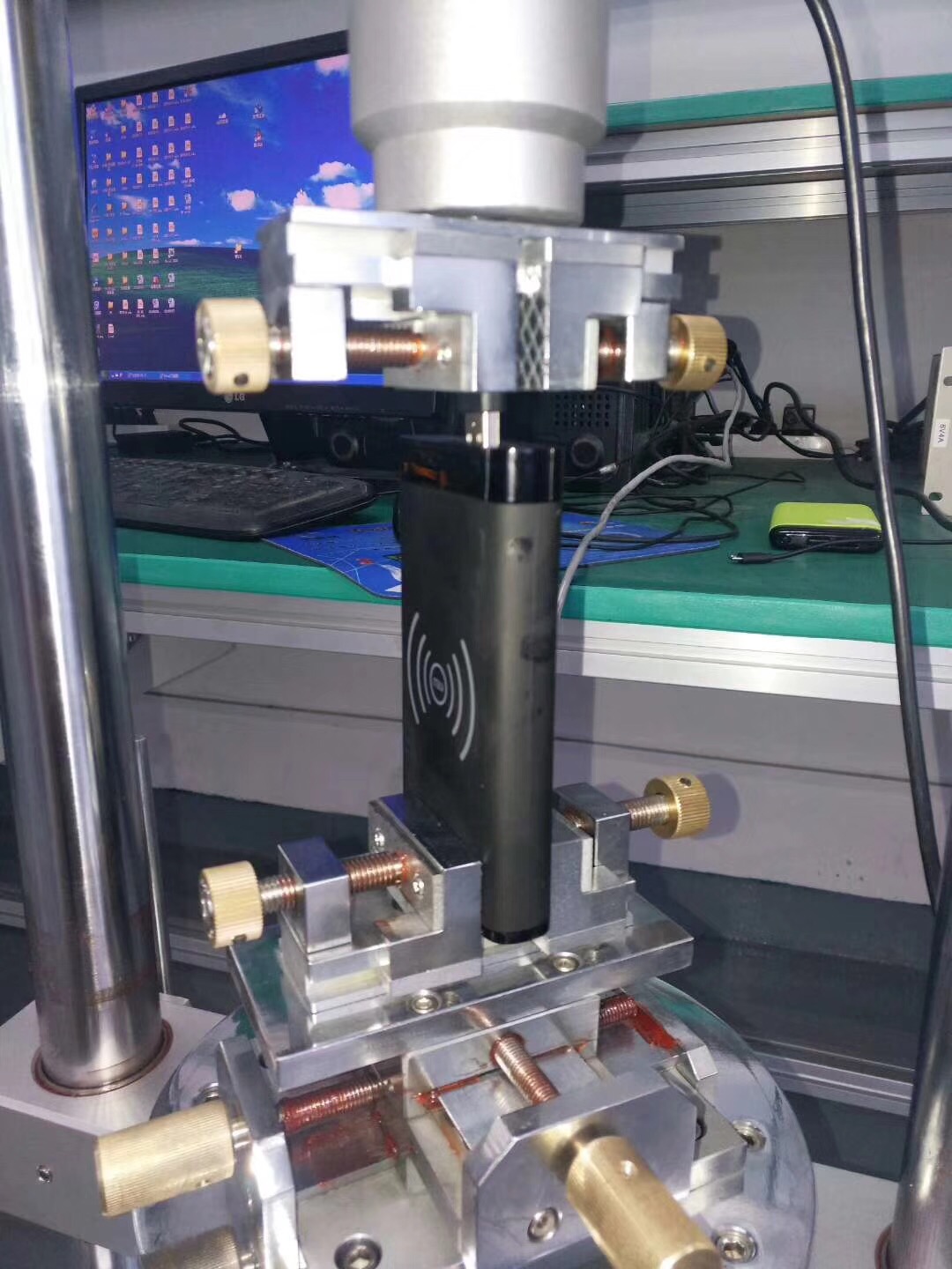 充电宝连接器插拔力试验机